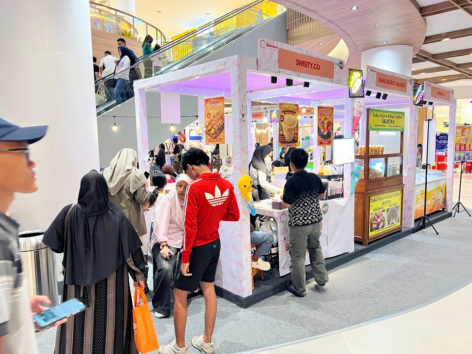 Snack Attack at Living World Kota Wisata